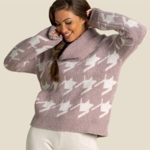 Barefoot dreams mauve houndstooth print cowl neck sweater